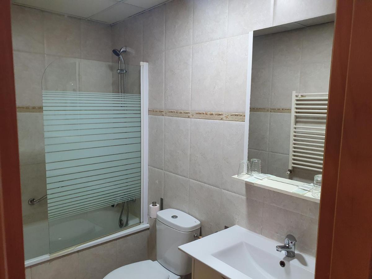 Hostal Fronton Alcobendas Eksteriør billede