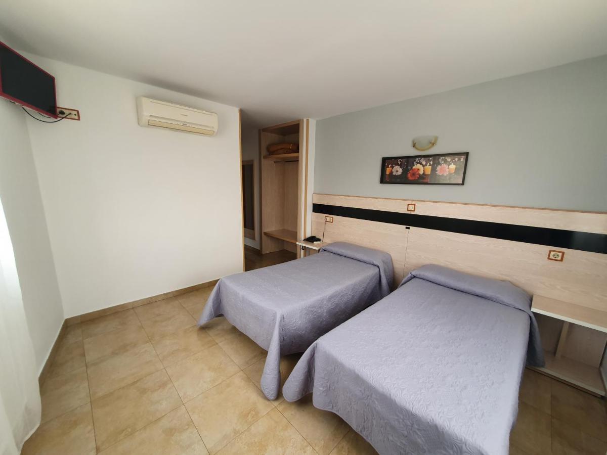 Hostal Fronton Alcobendas Eksteriør billede