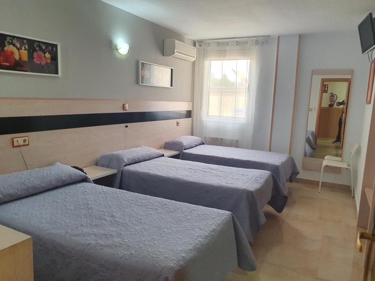 Hostal Fronton Alcobendas Eksteriør billede