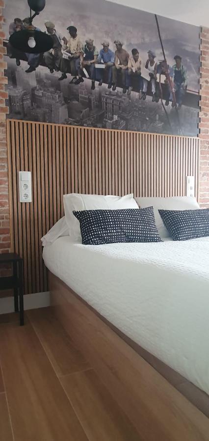 Hostal Fronton Alcobendas Eksteriør billede